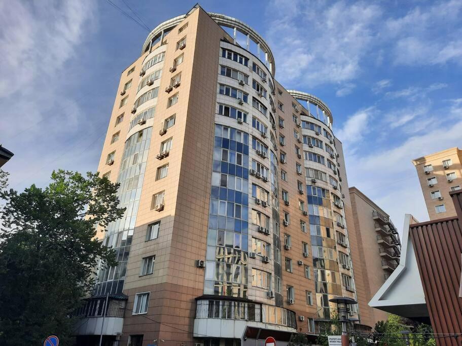 Квартира С Видом На Горы Αλμάτι Εξωτερικό φωτογραφία